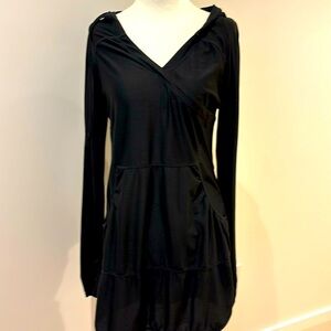 Athleta swim cover  size XS